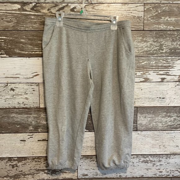 adidas Pants - ADIDAS Sample Capris Sweatpants